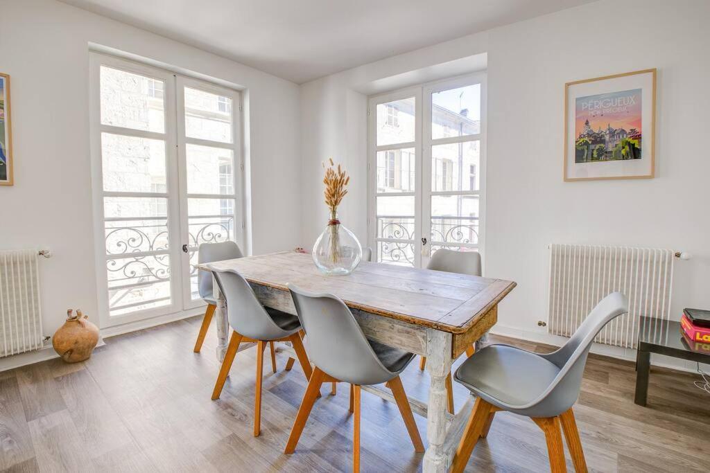 Ferienwohnung Famille Au Coeur De Périgueux Exterior foto